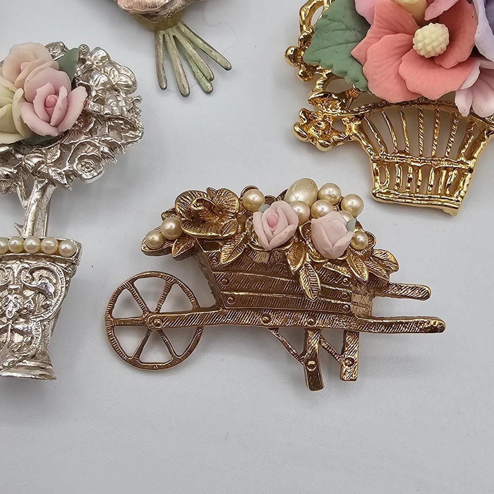 Vtg Porcelain Resin Rose Brooch Lot Victorian Revival Garden Spring Cottagecore - Picture 9 of 14